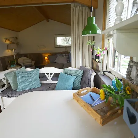 Zoute Bries, In Natuurgebied En Vlakbij Het * Callantsoog