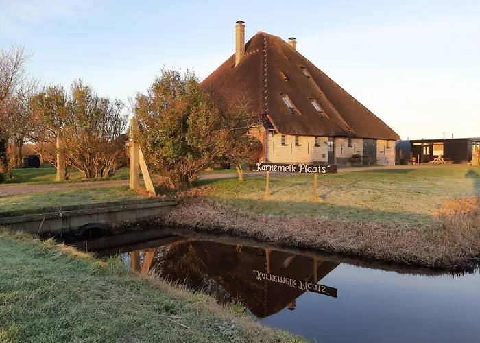 Zoute Bries, In Natuurgebied En Vlakbij Het 샬레 칼란트소그